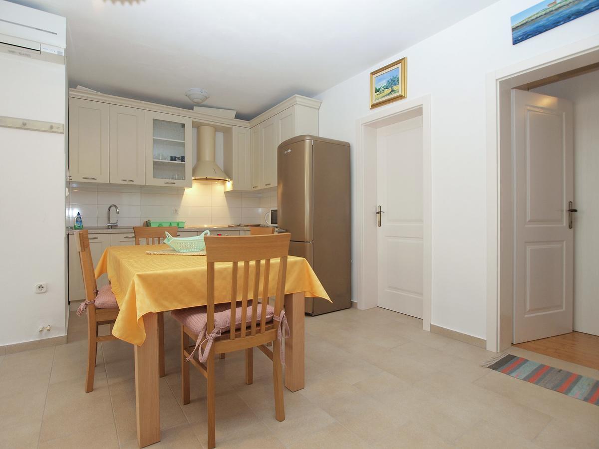 Apartments Ana 1707 Banjole Exterior photo