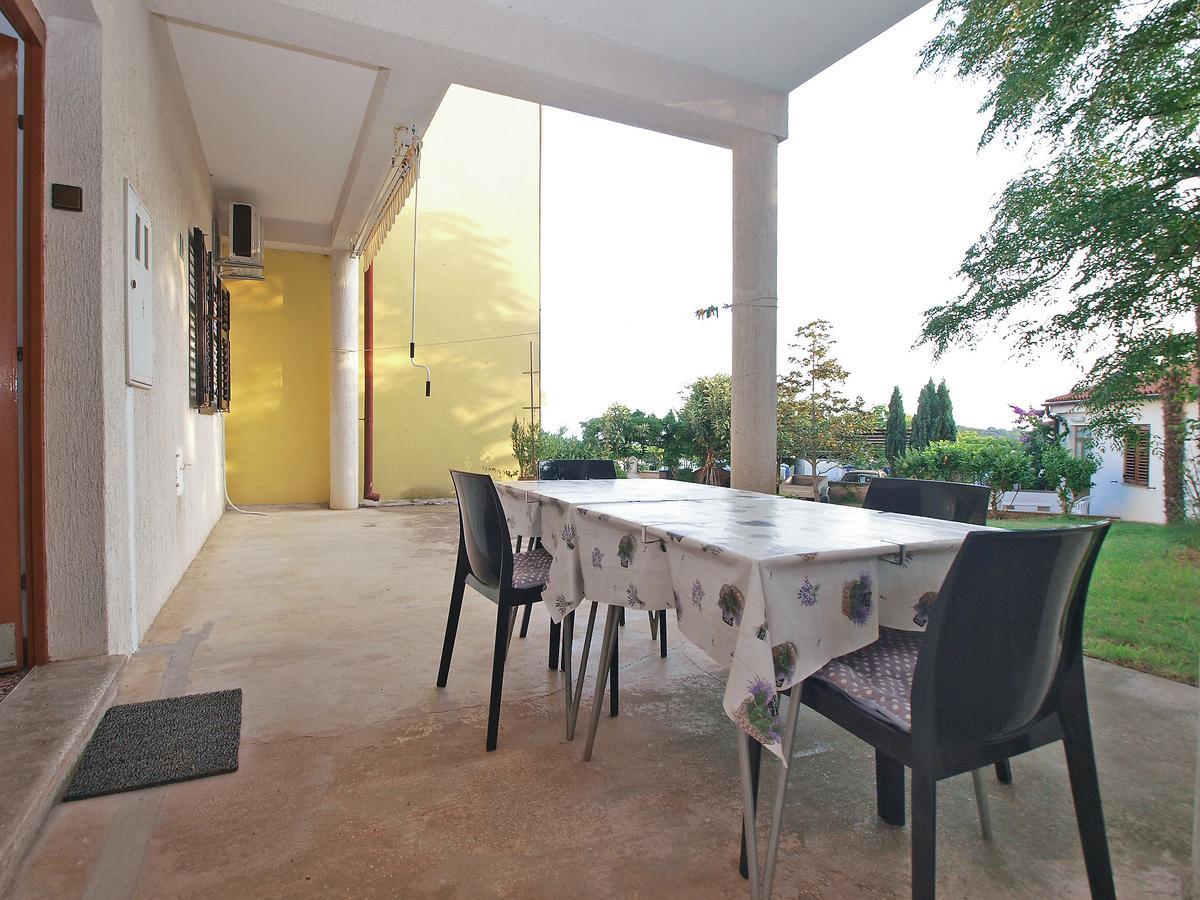 Apartments Ana 1707 Banjole Exterior photo