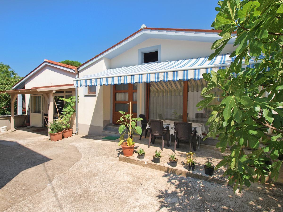 Apartments Ana 1707 Banjole Exterior photo